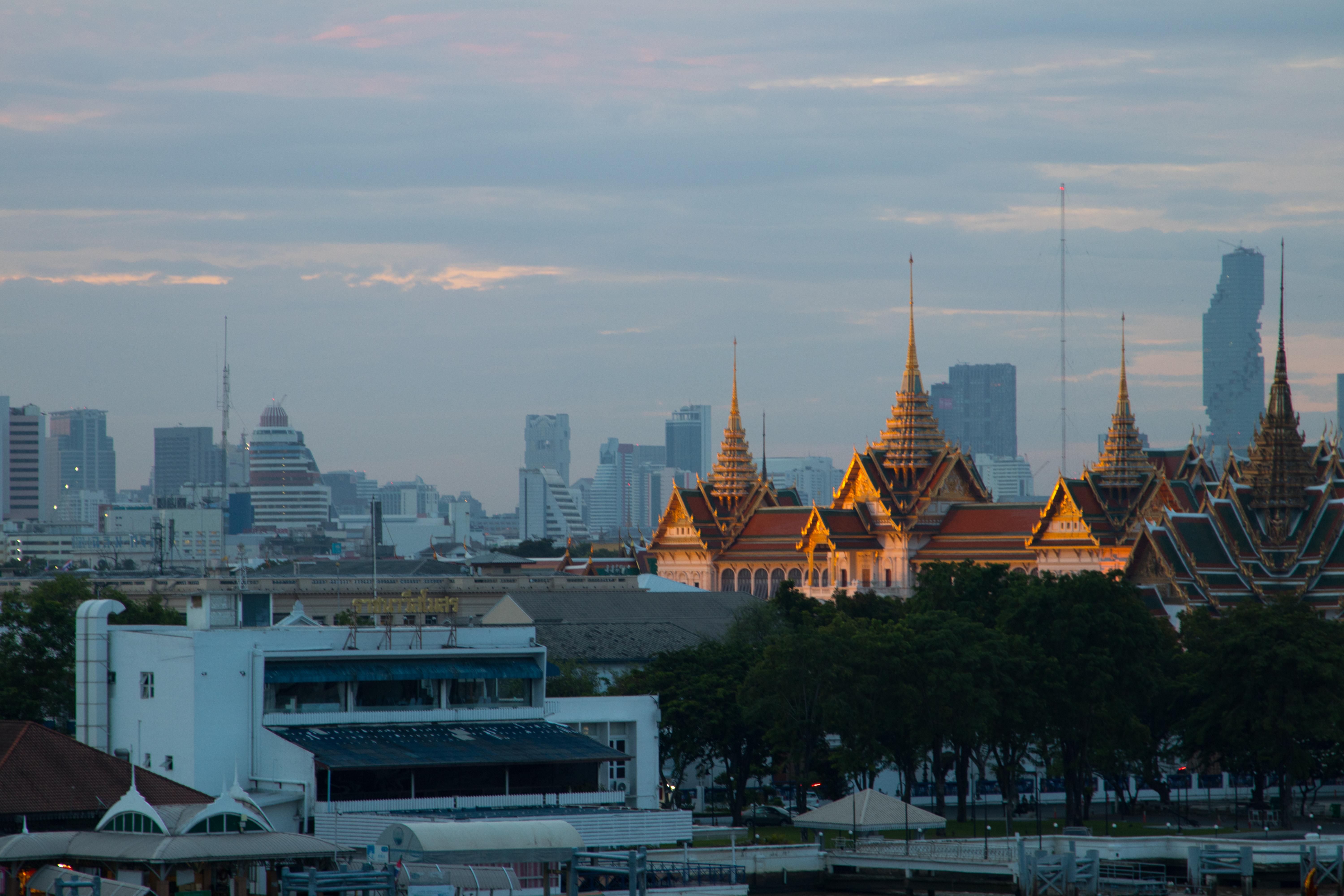Theatre Residence Bangkok Exterior photo